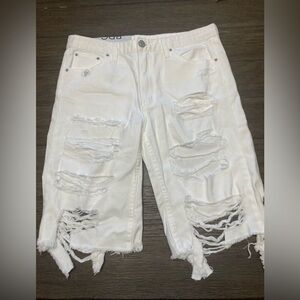 BDG DESTROYED MIDI BERMUDA LOW RISE SHORTS sz 27w 
NWT